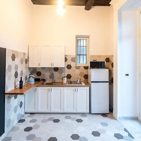 Foria Garden View Naples